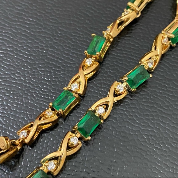 Unsigned Gold-tone Emerald Green & Clear CZ Stone 7.5” Tennis Bracelet 8.7g - Picture 7 of 16